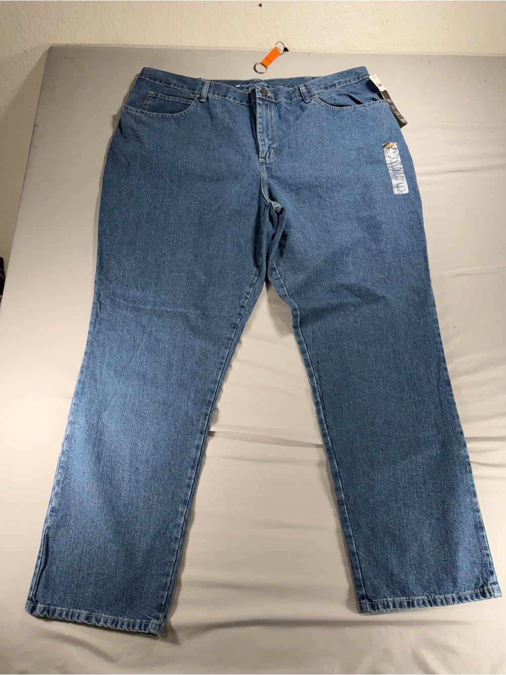 Lee Womens 22W Long Jeans NWT 100% Cotton Relaxed Straight Leg Blue Denim #1117